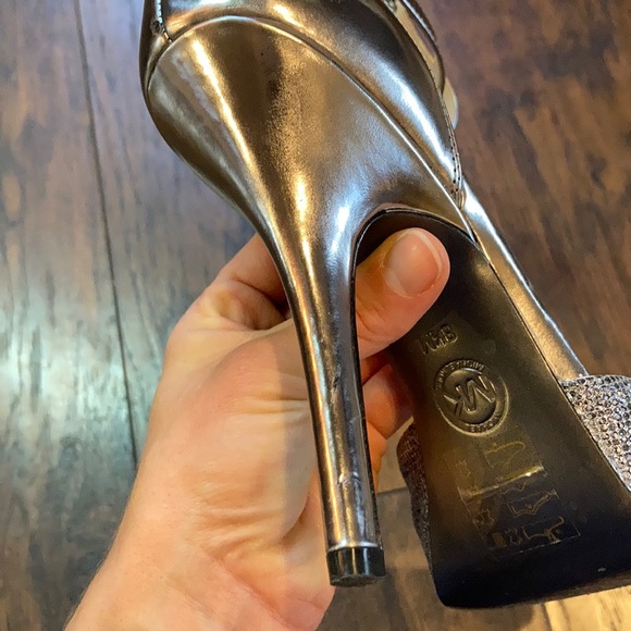 Michael Kors Silver Sparkly Heels - Picture 12 of 14
